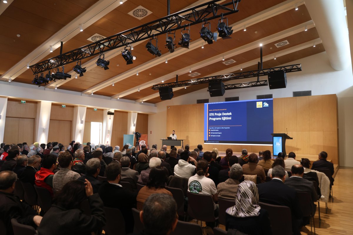 KONYA BÜYÜKŞEHİR BELEDİYESİ’NDEN STK’LARA PROJE VE HİBE EĞİTİMİ