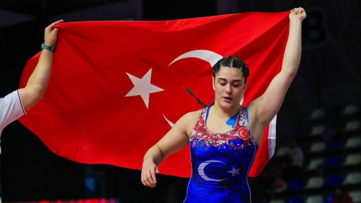 Kıymet Rümeysa Tezcan’dan U17 Avrupa Güreş Şampiyonası’nda Altın Madalya