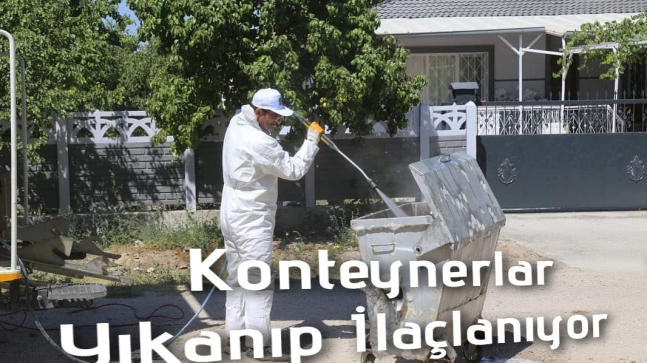 Konteynerlar Yıkanıp İlaçlanıyor