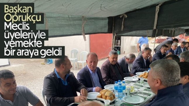 Başkan Oprukçu Belediye Meclis Üyelerine Adabağ’da Yemek İkram Etti